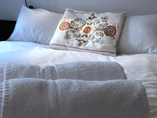 Birmingham Postbox Premier Home Stay Apartment