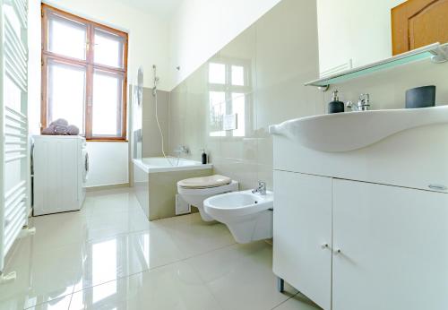 Old City Lux - image 3