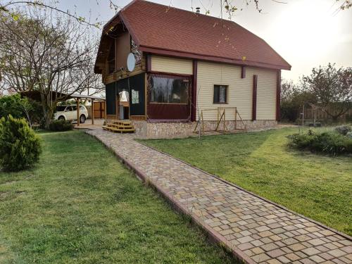 Two Floors House on Chernomorskaya in Lebedivka