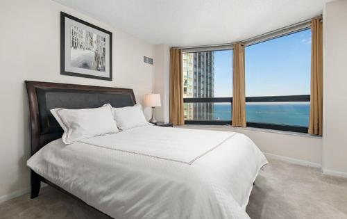 Luxury Downtown Chicago Suites