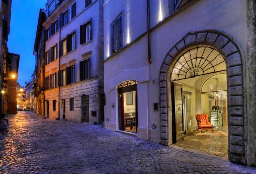 Bejárat, Relais Orso near Ponte Sant' Angelo