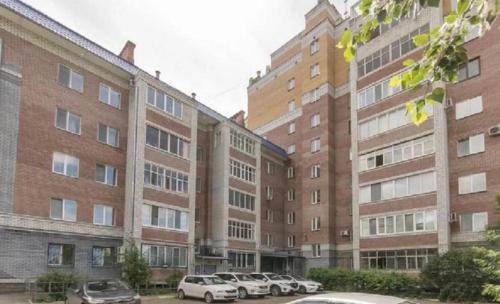 Апартаменты в центре. Бутлерова 29
