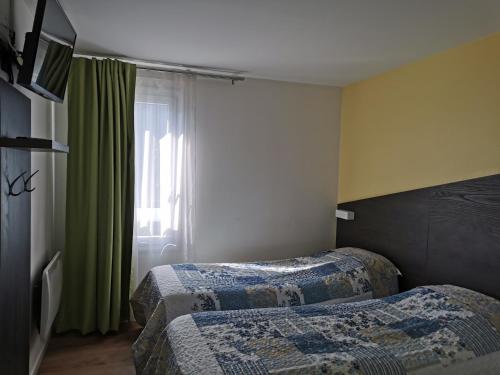 FASTHOTEL PARIS OUEST BOUAFLE - image 8