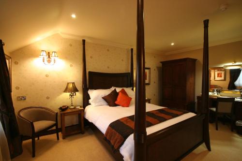 Four Poster Double Room