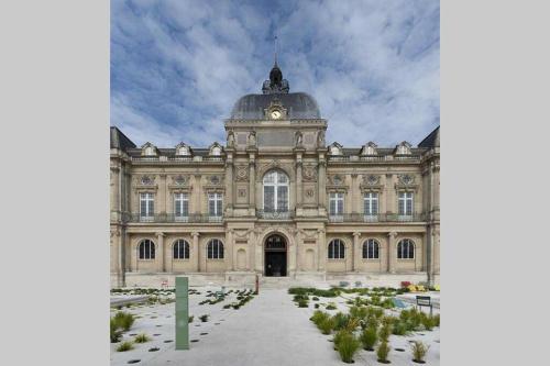 Maison Famille-Confort-Terrasse Jardin-Vue Cathédrale