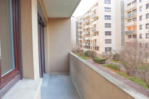 Балкон, Appartement Plage et JACUZZI Balnéothérapie Athis Mons (Appartement Plage et JACUZZI Balneotherapie Athis Mons) in Ати-Мон