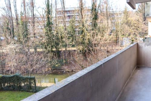 Балкон, Appartement Plage et JACUZZI Balnéothérapie Athis Mons (Appartement Plage et JACUZZI Balneotherapie Athis Mons) in Ати-Мон