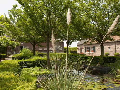 Authentic Holiday Home in Baarlo with Private Terrace - image 10