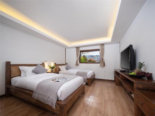 2 twin beds