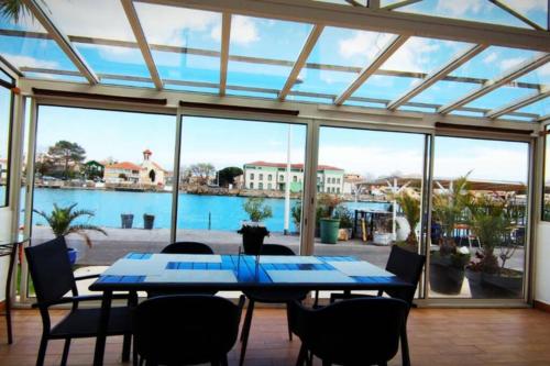 Maison 92m2 à 100m de la plage.6pers parking privé gîte à louer Le Grau-d'Agde