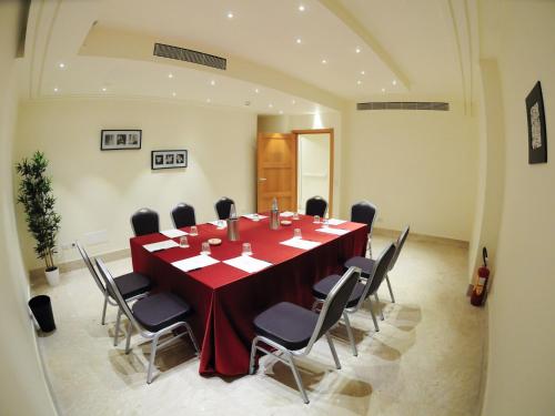 Catania International Airport Hotel - image 5