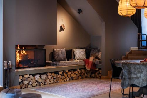 Borovets Chalets - image 11