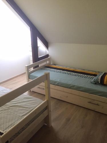 La maison du bonheur proche plage composee de 2 appartement et d'une belle terrasse