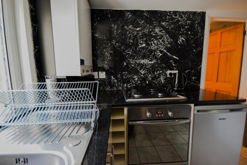 Two Bedroom Apartment at Old Compton Street - image 11