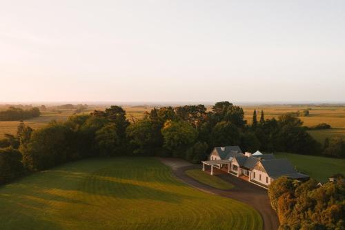 Hiwinui Country Estate - Accommodation - Palmerston North