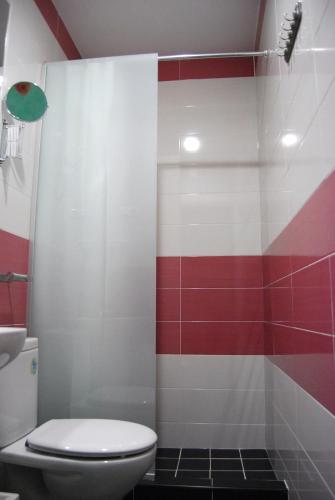 Hostal Madrid Star - image 12