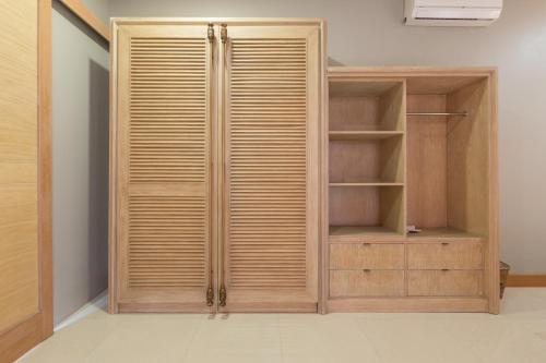 Three Bedrooms Villa with Free Minibar image 4