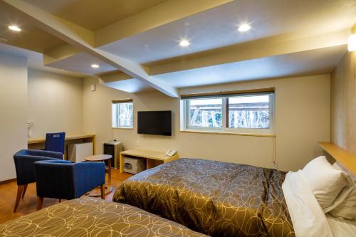 Large Twin Room