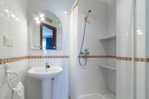 Hotel Reig - image 8