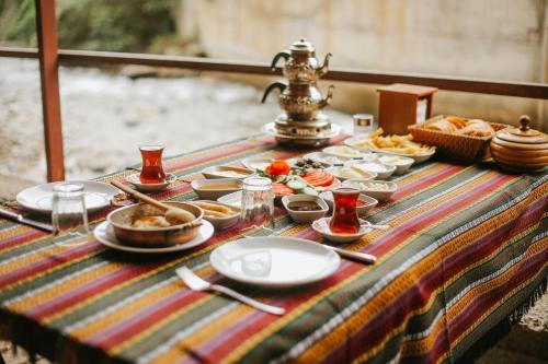 SUMELA HOLIDAY HOTEL
