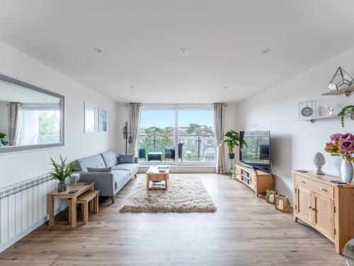 Pass The Keys Stunning 2 Bed In Bournemouth Central With Parking, Bournemouth, Dorset