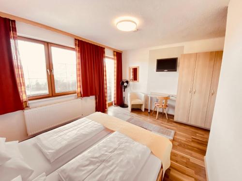 1 queen bed