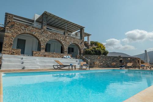 Terra, Paroikia (foto 4)