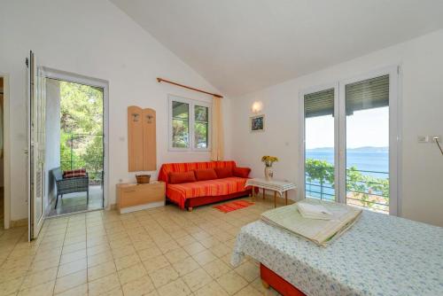 Seaside holiday house Mimice Omis - 11644 Mimice 