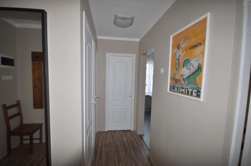 Apartamenti Apaksstacija