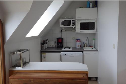 Nice Flat 2 Steps From The Beach - Location saisonnière - Cabourg