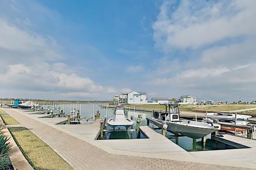 Dual-Suite Villa - Pool Fishing Pier Boat Slips townhouse - image 3