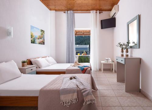 Porto Kochili Studios Hotel de charme Moní Esfigménou