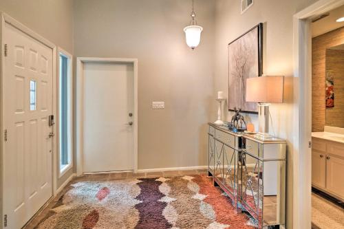 Waterfront Home with Dock on Lake Lyndon B Johnson! in ฮอร์สชู เบย์ (เท็กซัส)