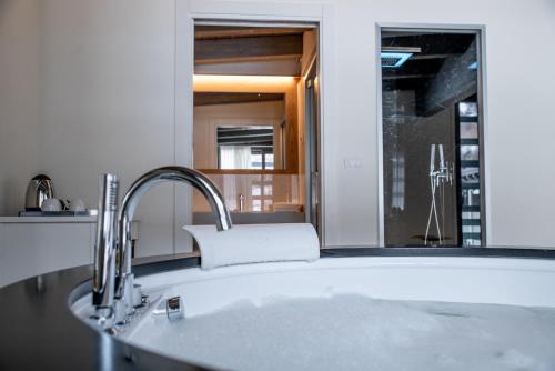 Cristallo Wellness Hotel - 온수 욕조