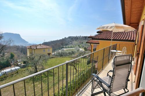 Apartment with Lake View