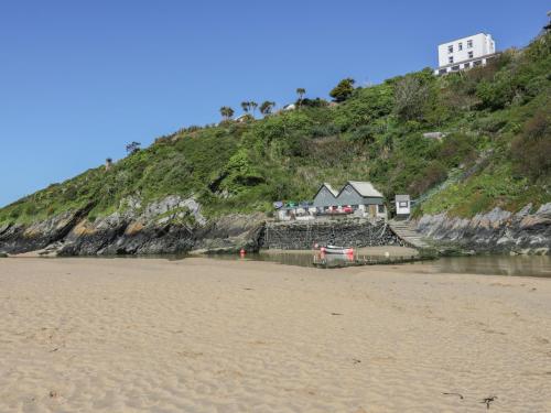 Eloen in Crantock
