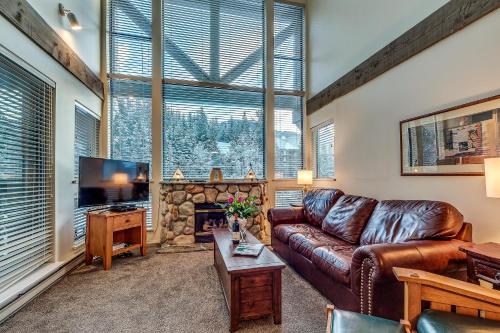 Greystone Lodge 401 Ski-in Out in Whistler, Canada