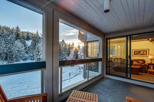Greystone Lodge 401 Ski-in Out in Whistler, Canada