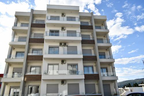 Lux Kalimera Apartments - image 2