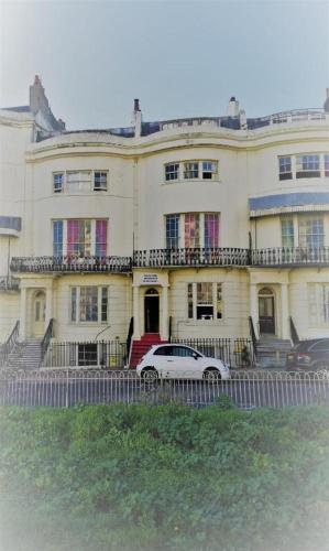 The West Pier Residence photo