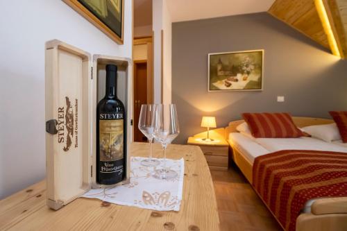 291927777 Art Hotel Kristal