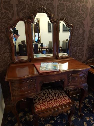 The Orkney Hotel - image 10