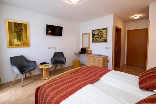 291930271 Art Hotel Kristal