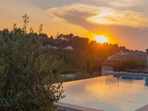 Luxury villa in Provence with a private pool