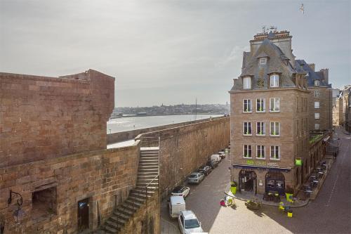 photo chambre ibis Styles Saint Malo Centre Historique