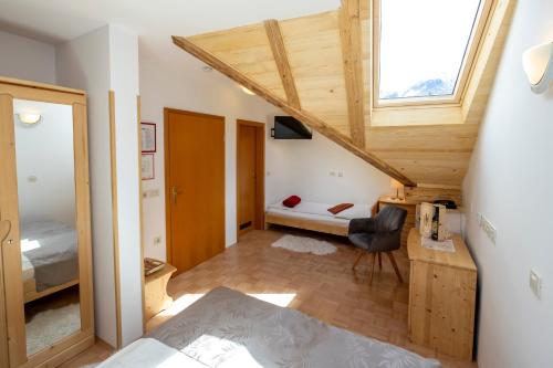 291989478 Art Hotel Kristal