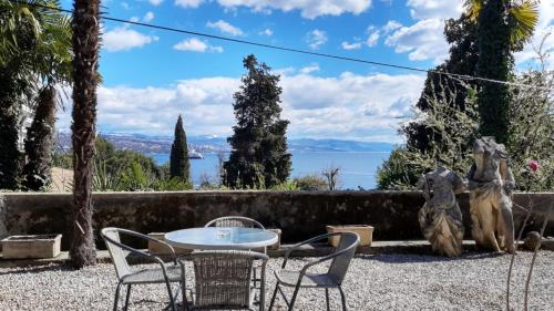  N&A apartments, Unterkunft in Opatija