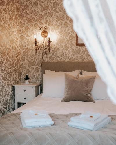 1 double bed