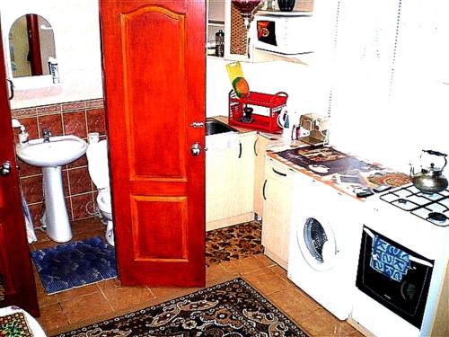 2 bedrooms, 3 beds