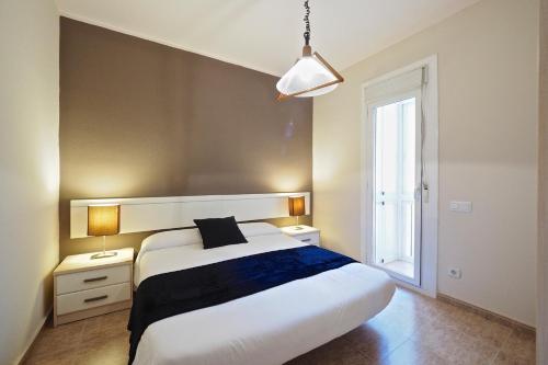 BCN Villa Olimpica Beach - image 3
